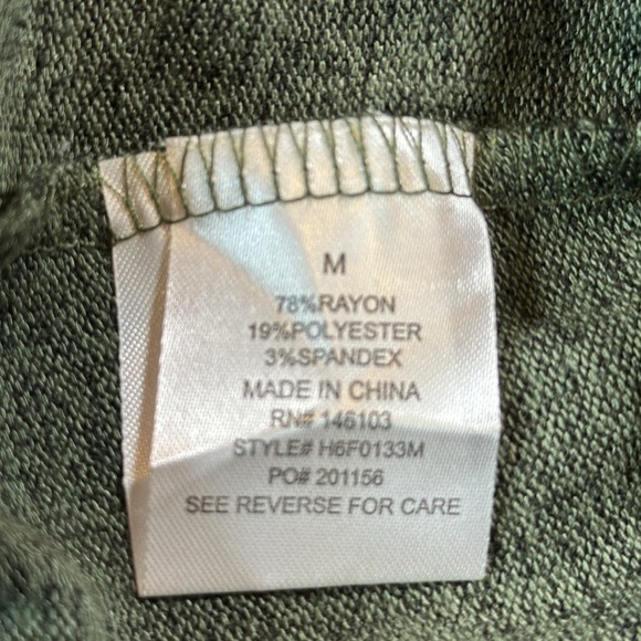 Hippie Rose Sweater - Picture 4 of 4